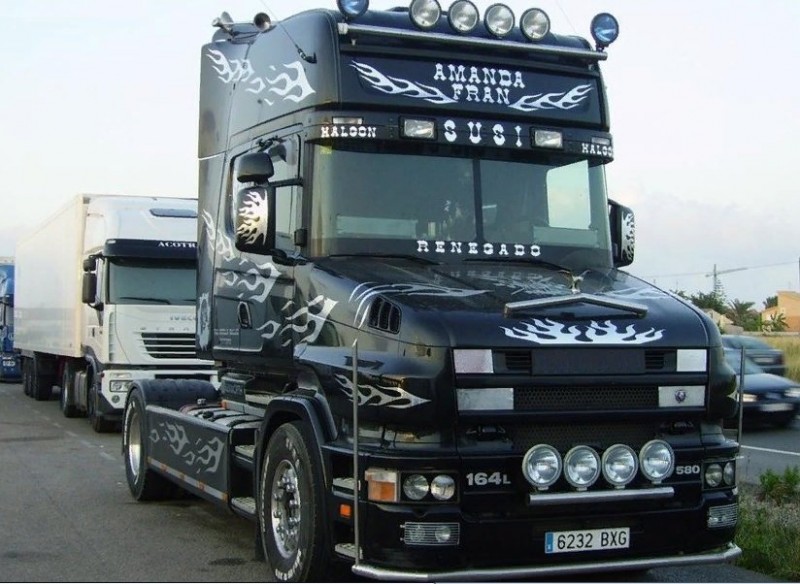 413541_800.jpg